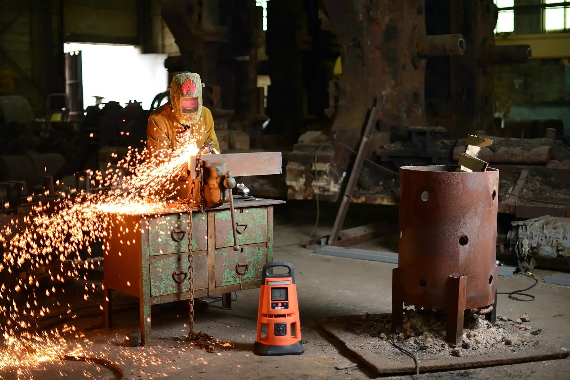 hot-work-monitoring-welding-sparks copy