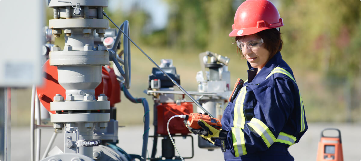 woman worker detector